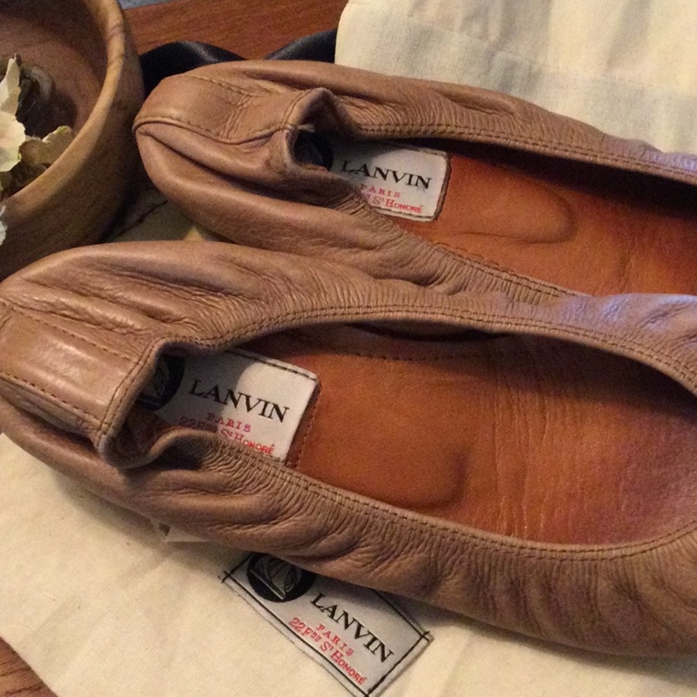 Lanvin Women's Tan Ballet Flats - Picture 3 of 8